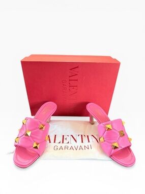 Valentino Garavani Roman Stud Quilted Pink Leather Mules Sandals EU 37 US 7